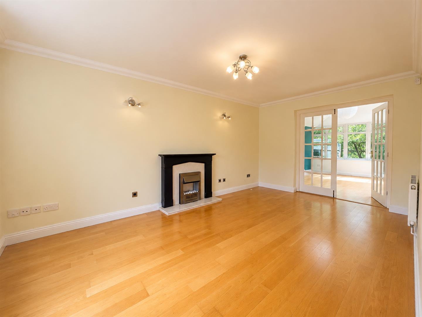 Beresford Close, Emerson Valley